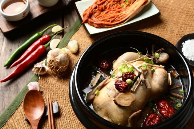 2025년 초복·중복·말복 복날, 여름 무더위를 이기는 삼계탕 보양식