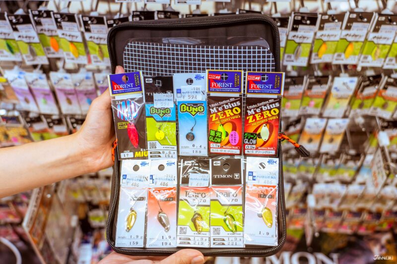 파우치에 담은 각종 루어들