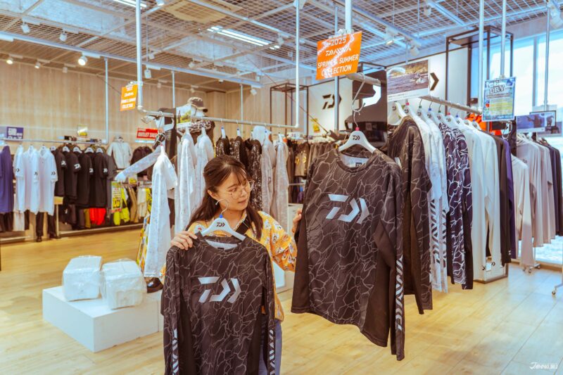 캐스팅의 넓은 낚시 웨어 코너