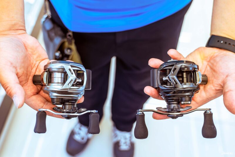 다양한 호수의 릴 제품 전시 모습